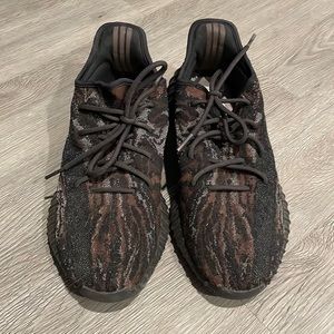 Real Yeezys only worn a few times